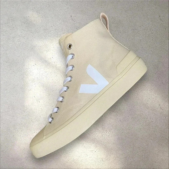 Veja Wata II High Top Sneaker Butter White size 11.5 - RARE! - Picture 6 of 13